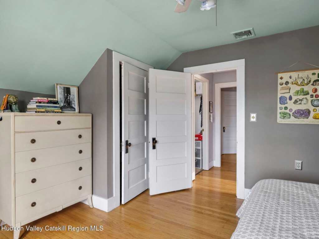 29 Elizabeth Street, Saugerties, NY 12477 - Photo 27 of 50