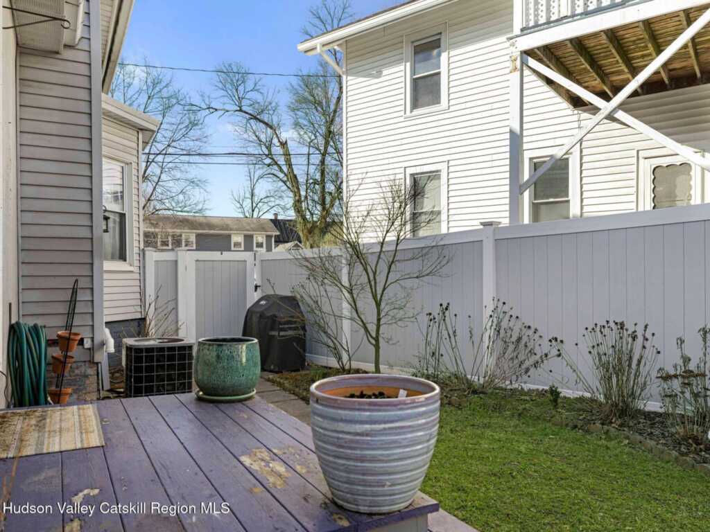 29 Elizabeth Street, Saugerties, NY 12477 - Photo 36 of 50