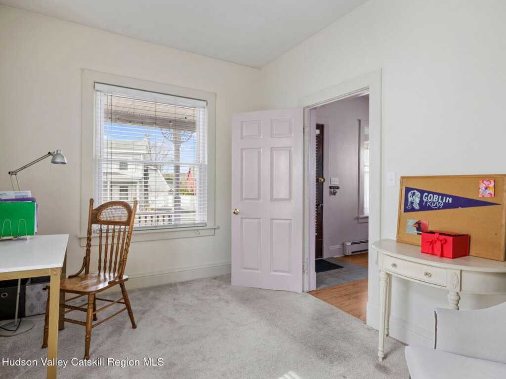 29 Elizabeth Street, Saugerties, NY 12477 - Photo 6 of 50