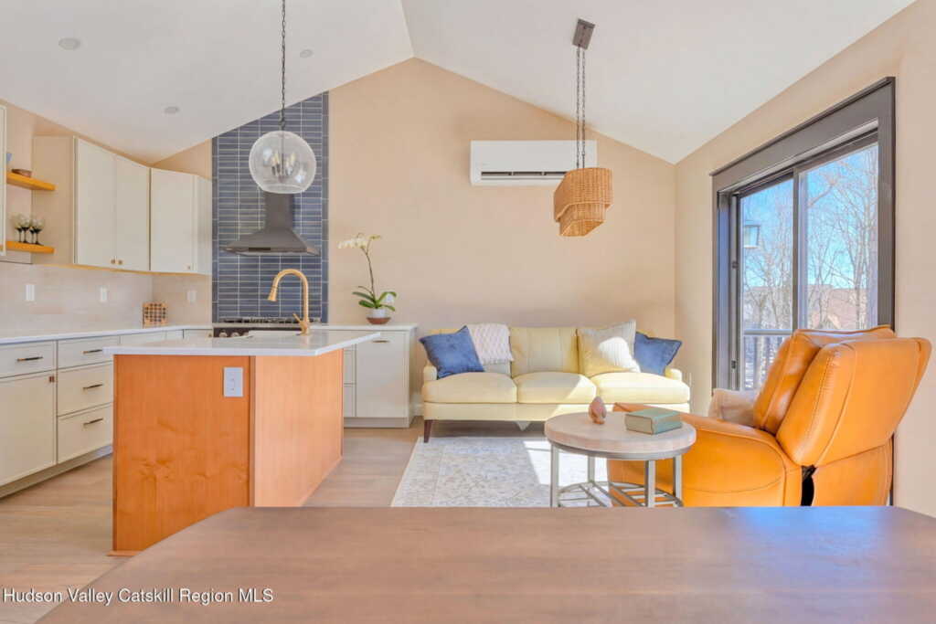 11 Mueller Road, Saugerties, NY 12477 - Photo 13 of 36