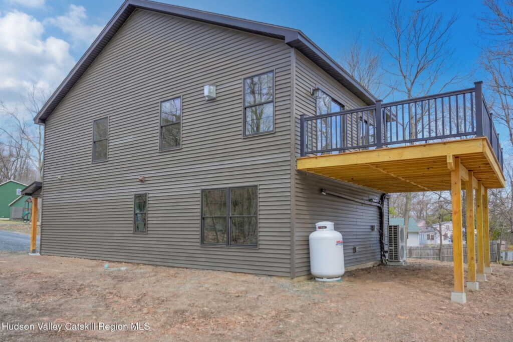 11 Mueller Road, Saugerties, NY 12477 - Photo 7 of 36