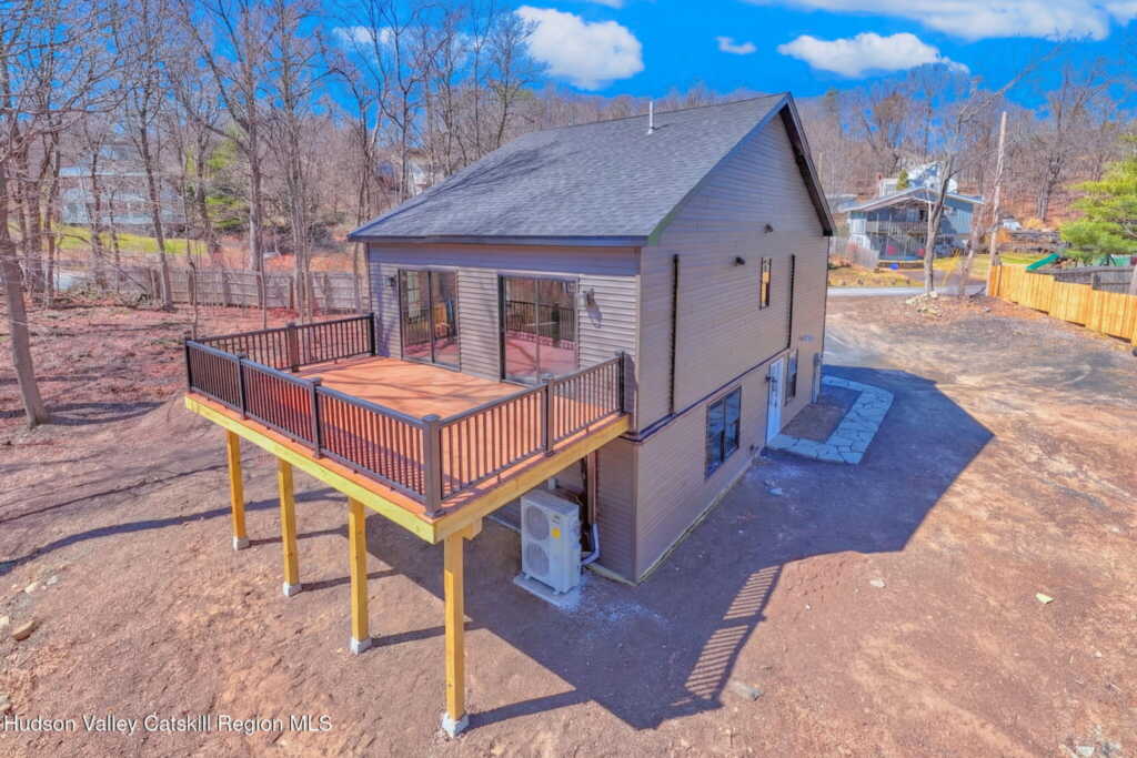 11 Mueller Road, Saugerties, NY 12477 - Photo 8 of 36