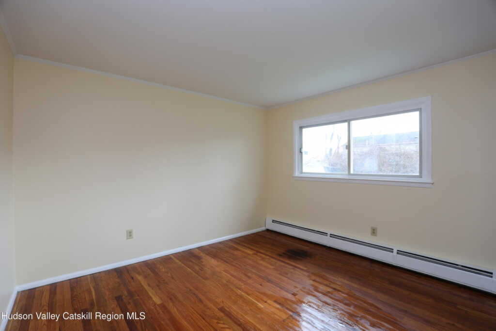 11 Mountain View Avenue, Saugerties, NY 12477 - Photo 12 of 24