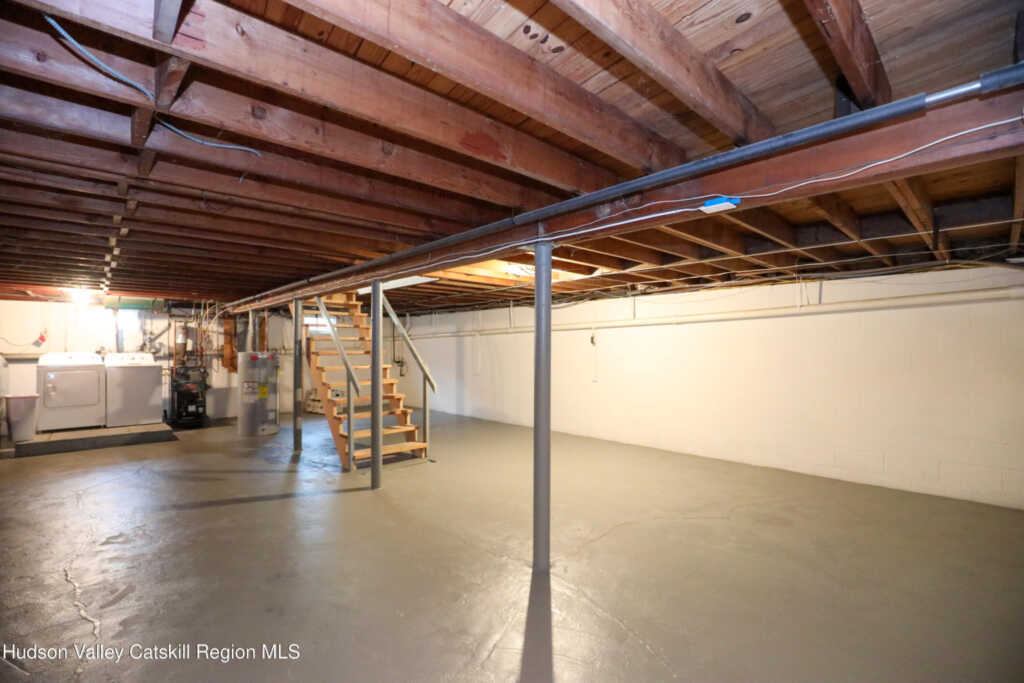 11 Mountain View Avenue, Saugerties, NY 12477 - Photo 18 of 24