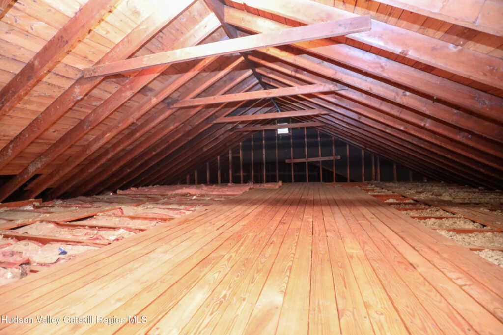 11 Mountain View Avenue, Saugerties, NY 12477 - Photo 9 of 24