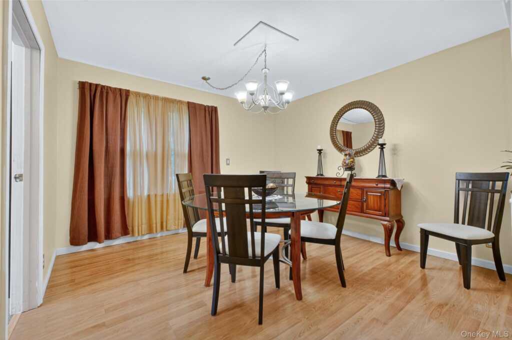 333 Canoe Hill Road, Saugerties, NY 12477 - Photo 11 of 34