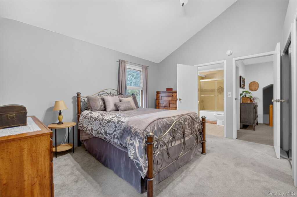 333 Canoe Hill Road, Saugerties, NY 12477 - Photo 24 of 34