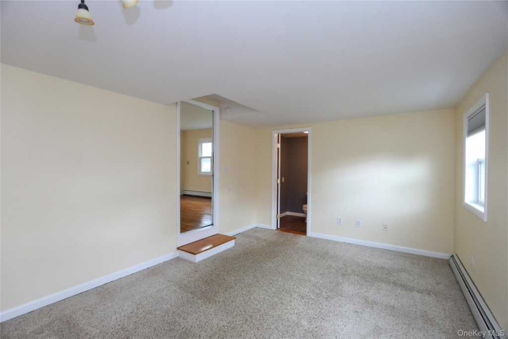 11 Mountain View Avenue, Saugerties, NY 12477 - Photo 14 of 23