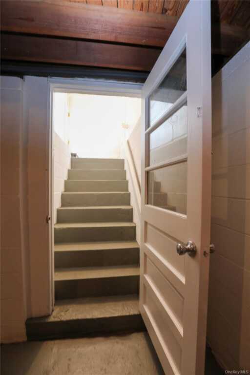 11 Mountain View Avenue, Saugerties, NY 12477 - Photo 17 of 23