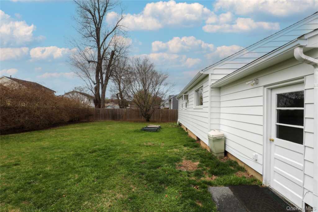 11 Mountain View Avenue, Saugerties, NY 12477 - Photo 21 of 23