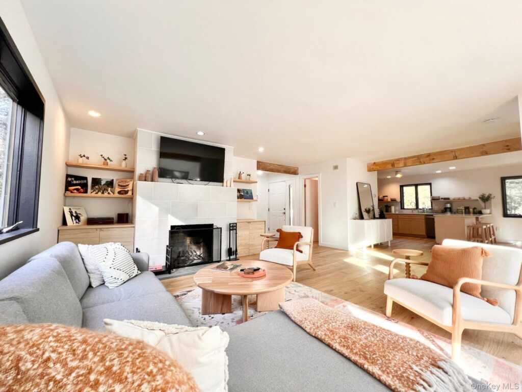 9 Munchkin Lane, Woodstock, NY 12401 - Photo 5 of 30