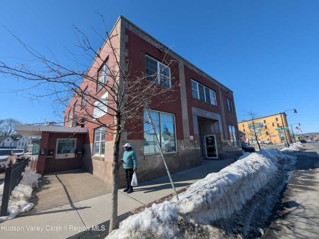 635 Broadway, Kingston, NY 12401 - Photo 2 of 9