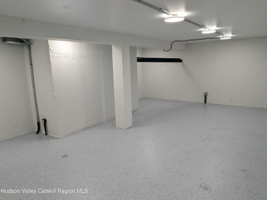 635 Broadway, Kingston, NY 12401 - Photo 5 of 9