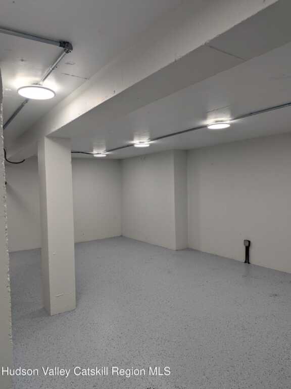 635 Broadway, Kingston, NY 12401 - Photo 8 of 9