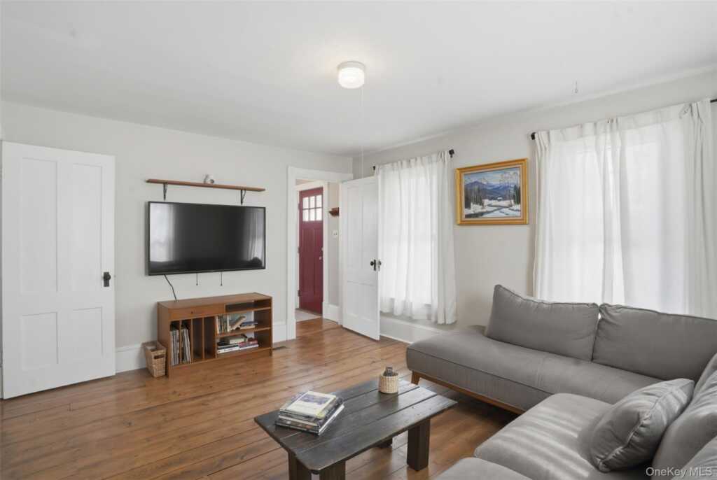 745 Springtown Road, Rosendale, NY 12486 - Photo 5 of 29