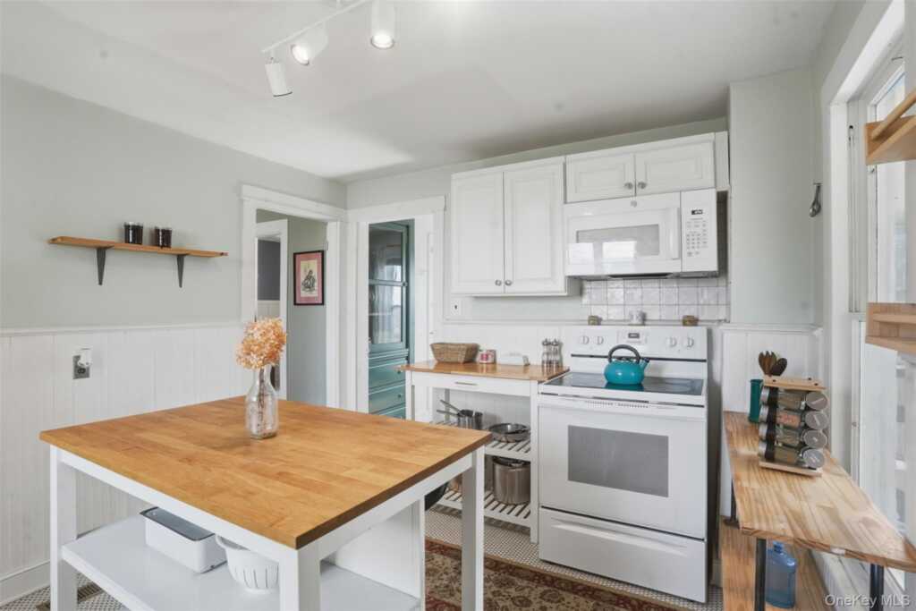 745 Springtown Road, Rosendale, NY 12486 - Photo 8 of 29