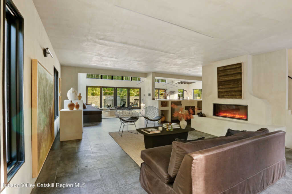 106 Chestnut Hill Road, Woodstock, NY 12498 - Photo 10 of 38