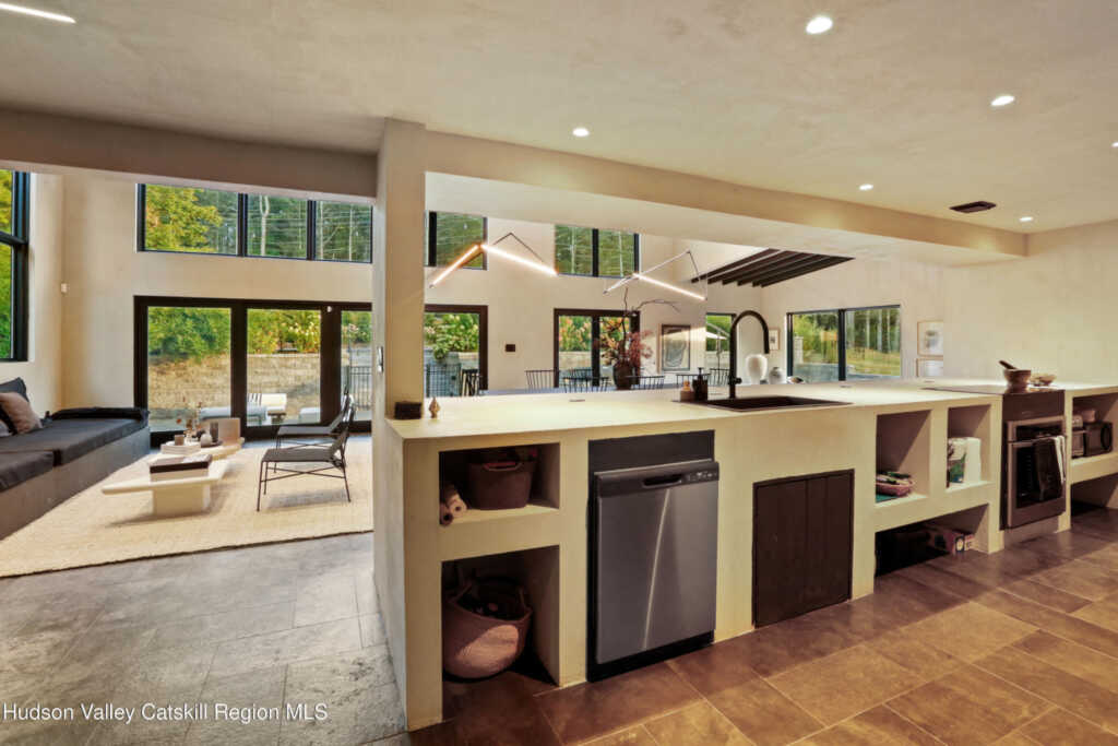 106 Chestnut Hill Road, Woodstock, NY 12498 - Photo 23 of 38