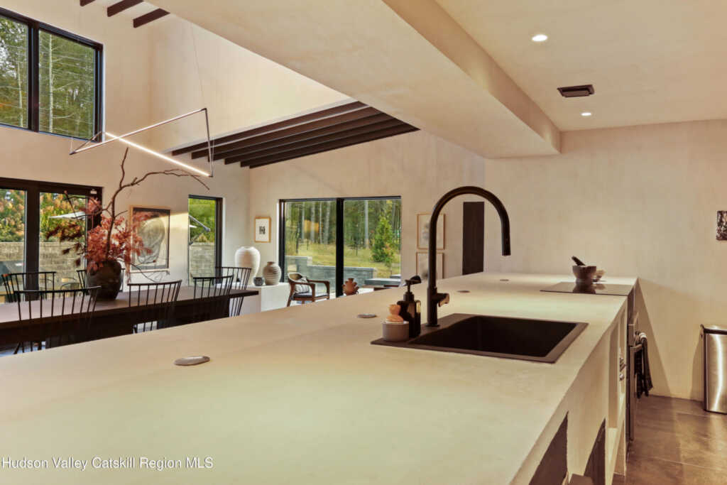 106 Chestnut Hill Road, Woodstock, NY 12498 - Photo 24 of 38