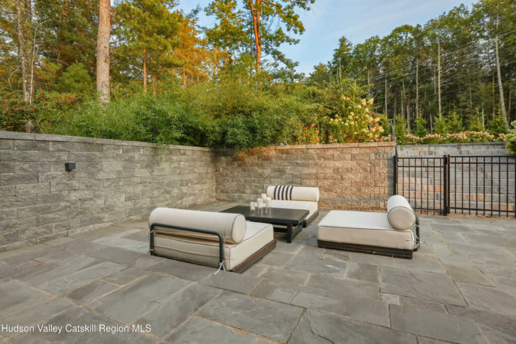 106 Chestnut Hill Road, Woodstock, NY 12498 - Photo 32 of 38