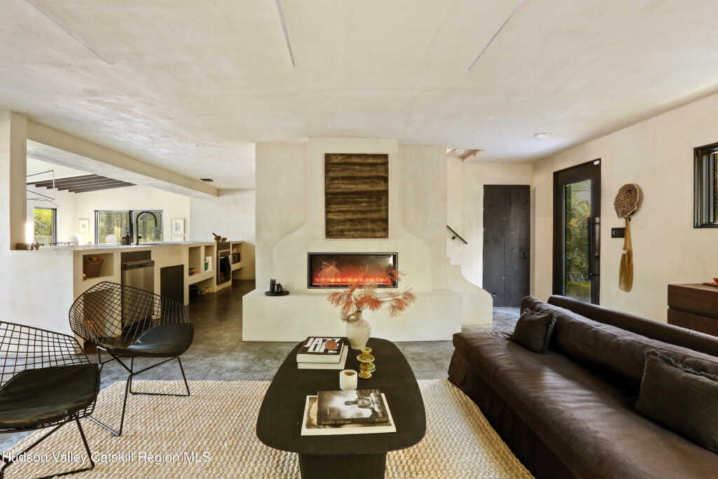 106 Chestnut Hill Road, Woodstock, NY 12498 - Photo 8 of 38