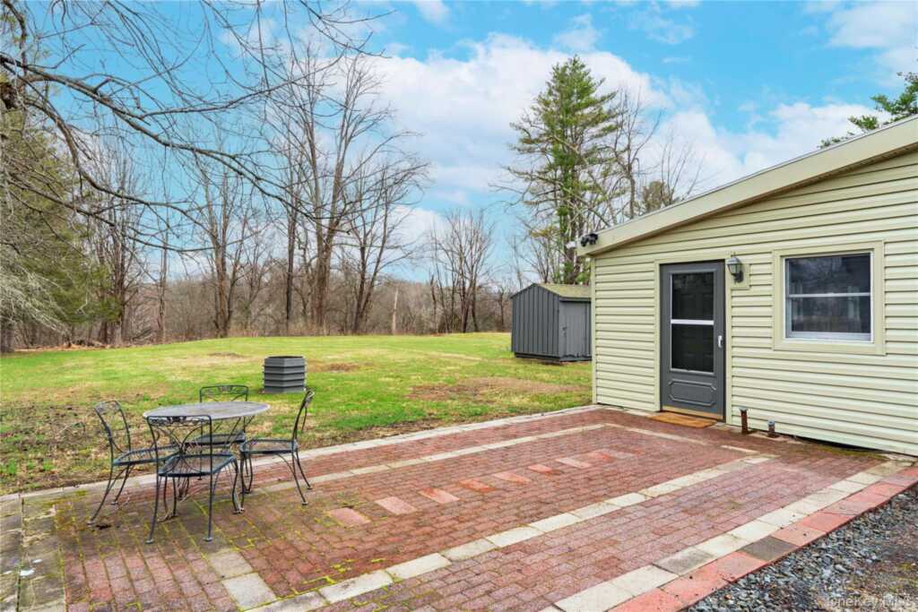 257 Mill Road, Rhinebeck, NY 12572 - Photo 2 of 16