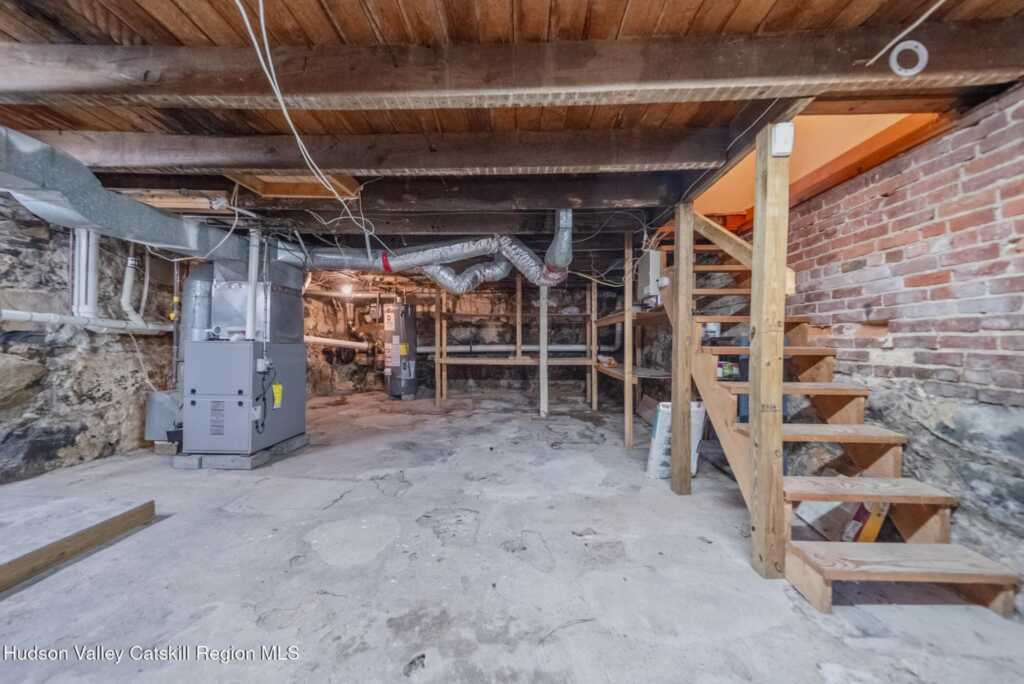 1 Clinton Avenue, Kingston, NY 12401 - Photo 25 of 29