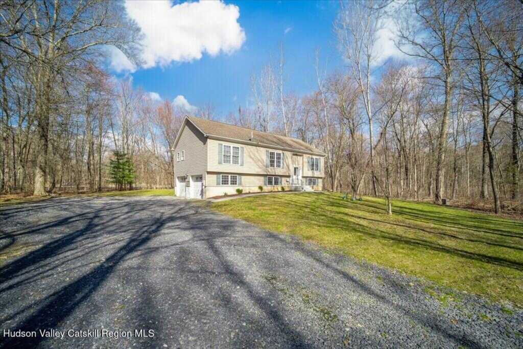 237 Ohioville Road, New Paltz, NY 12561