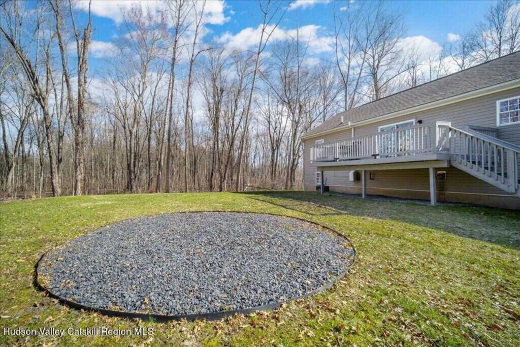 237 Ohioville Road, New Paltz, NY 12561 - Photo 39 of 47