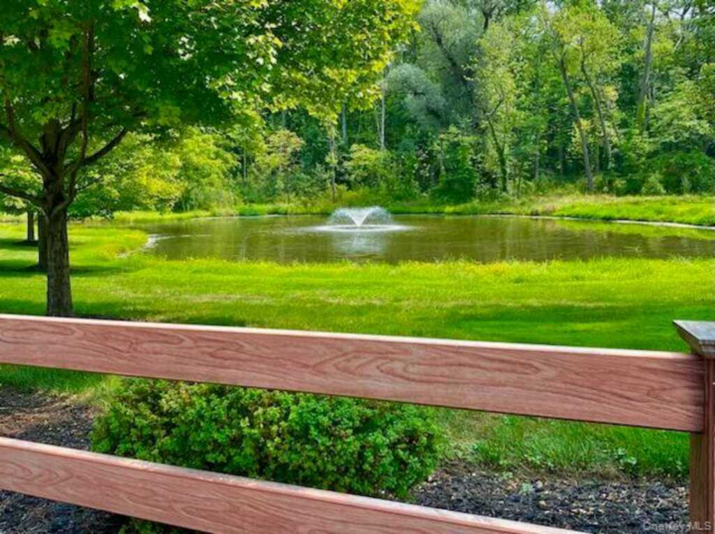 21 North Loop, Rhinebeck, NY 12572 - Photo 22 of 24