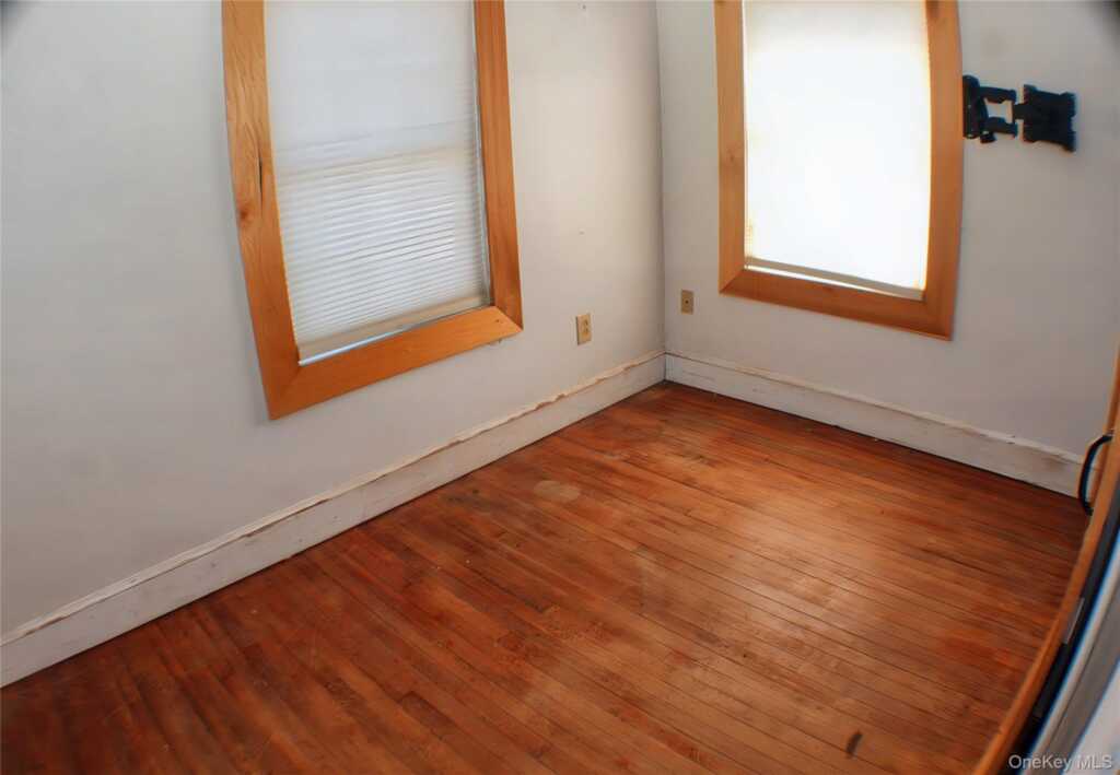 295 Lucas Avenue, Kingston, NY 12401 - Photo 22 of 29