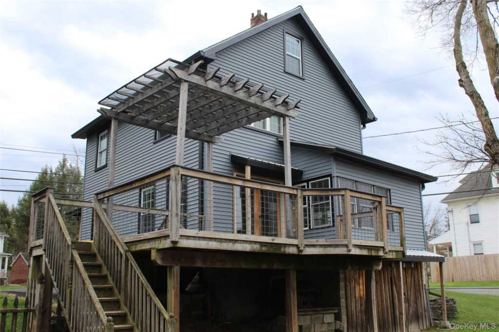 295 Lucas Avenue, Kingston, NY 12401 - Photo 6 of 29