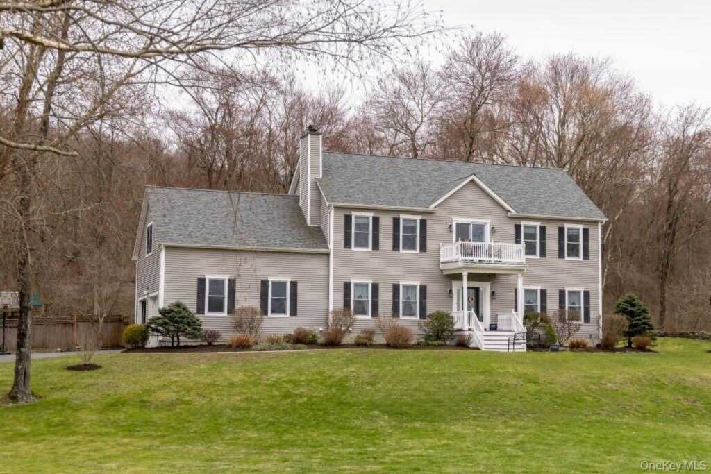 12 Ann Drive, Rhinebeck, NY 12572