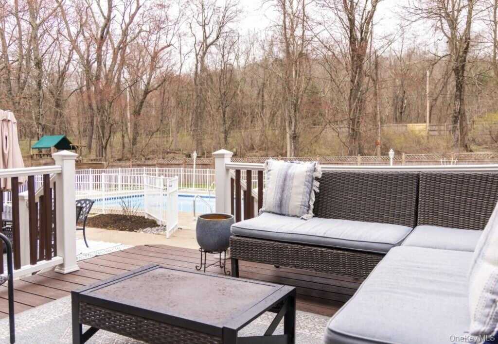 12 Ann Drive, Rhinebeck, NY 12572 - Photo 30 of 36
