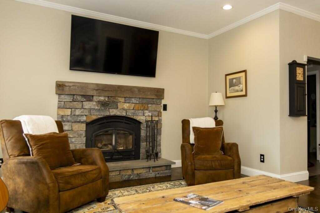 12 Ann Drive, Rhinebeck, NY 12572 - Photo 6 of 36