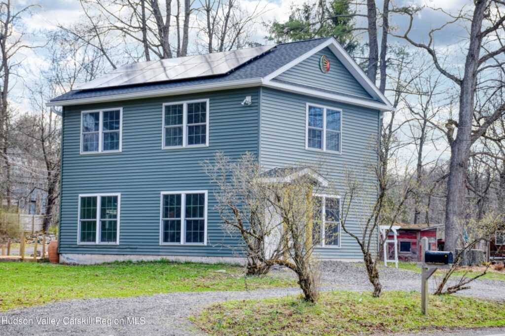560 Berme Road, High Falls, NY 12440