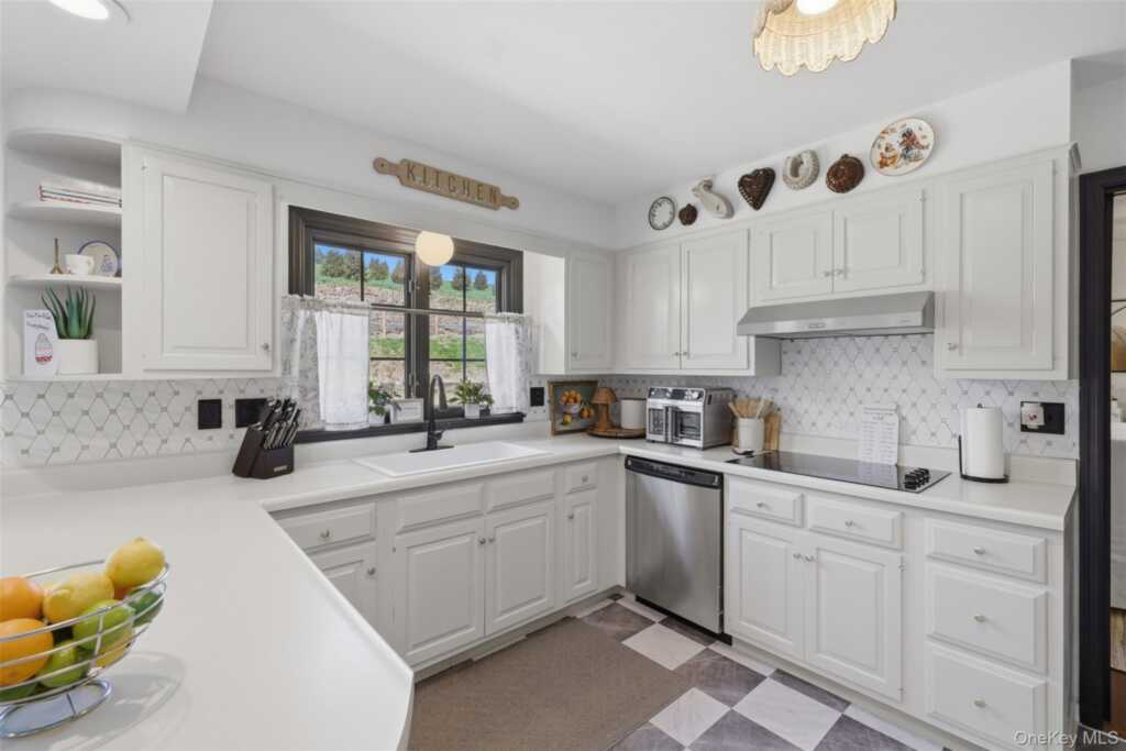 7 Kerr Road, Rhinebeck, NY 12572 - Photo 15 of 43