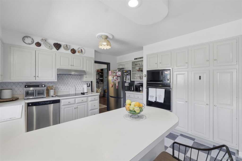 7 Kerr Road, Rhinebeck, NY 12572 - Photo 18 of 43