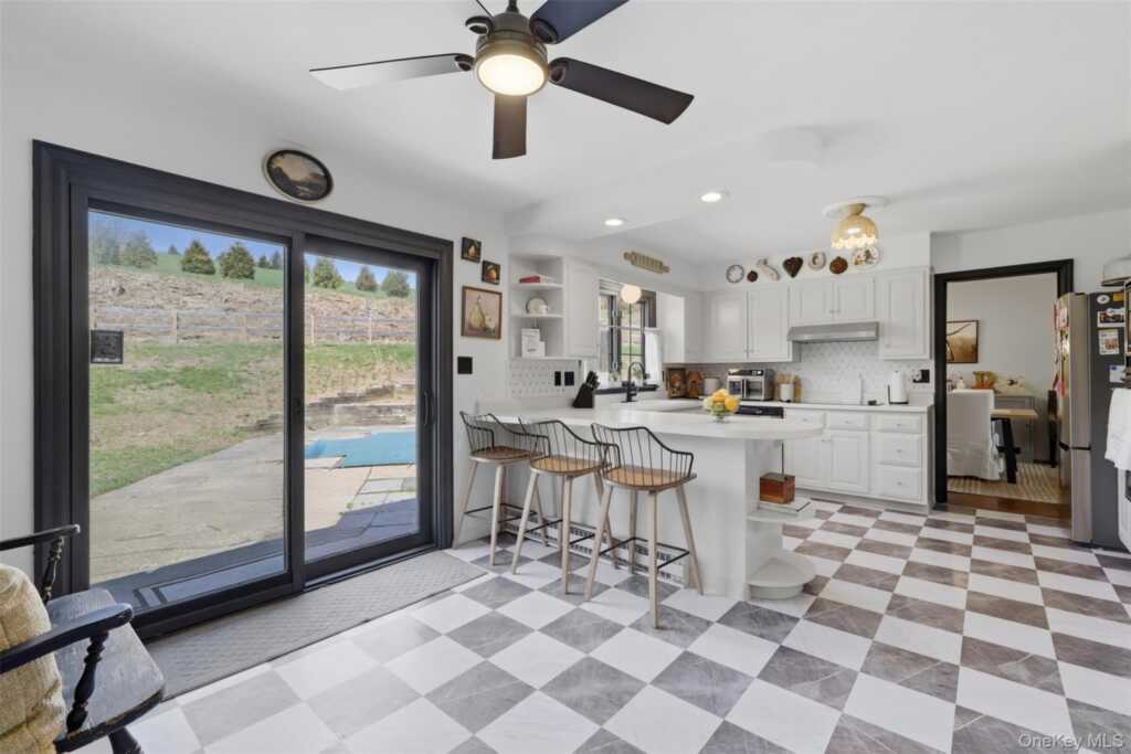 7 Kerr Road, Rhinebeck, NY 12572 - Photo 22 of 43