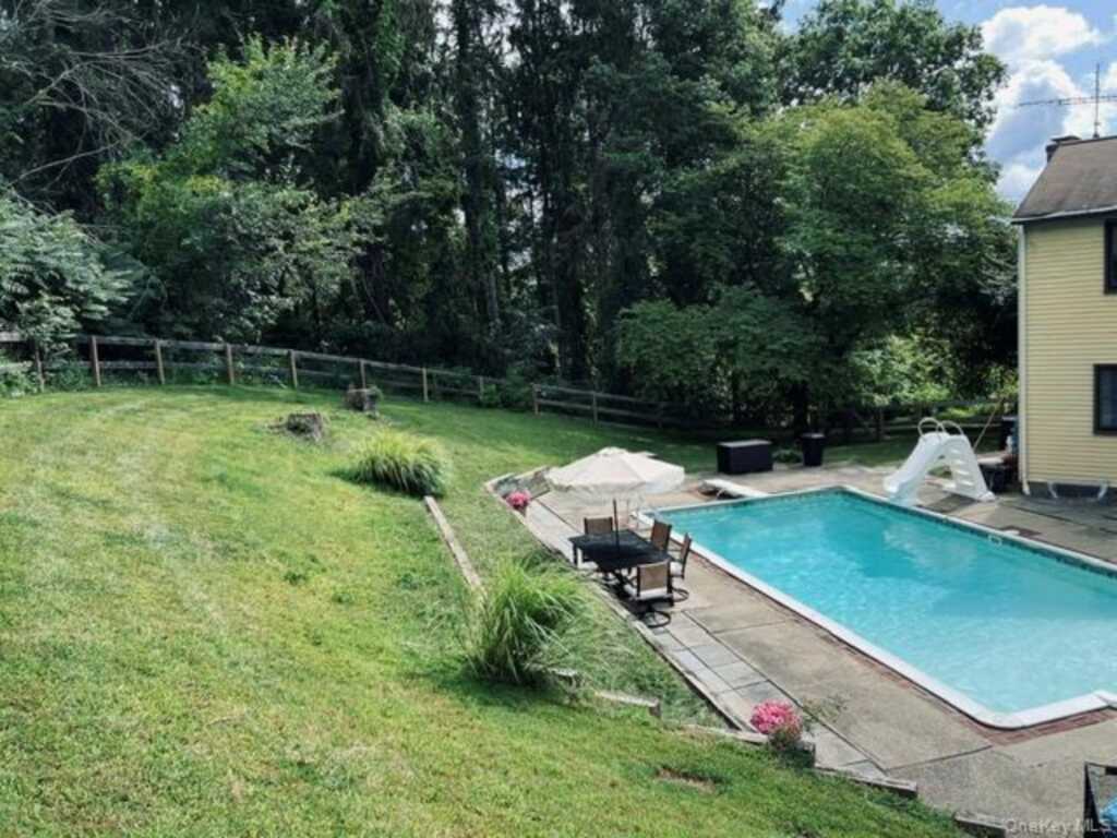 7 Kerr Road, Rhinebeck, NY 12572 - Photo 41 of 43