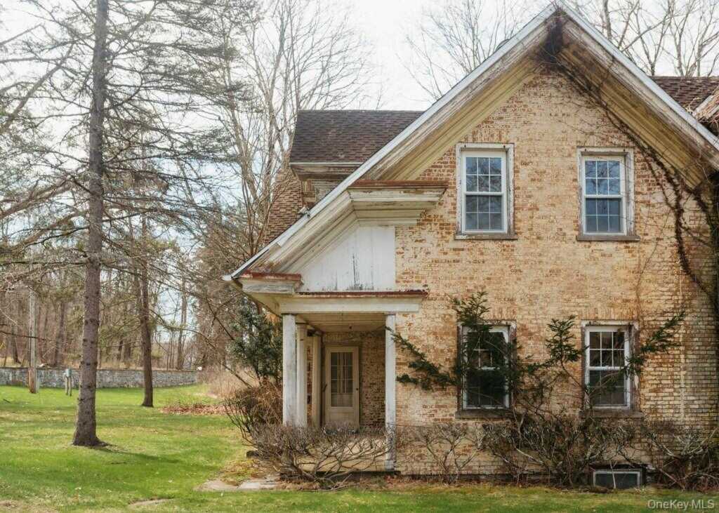 7 Ferncliff Drive, Rhinebeck, NY 12572 - Photo 3 of 31