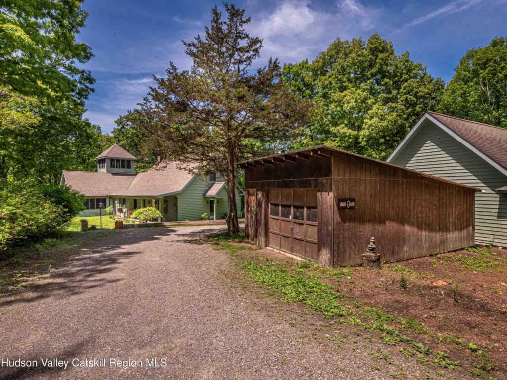 74 Hilltop Road, Rhinebeck, NY 12572 - Photo 11 of 45