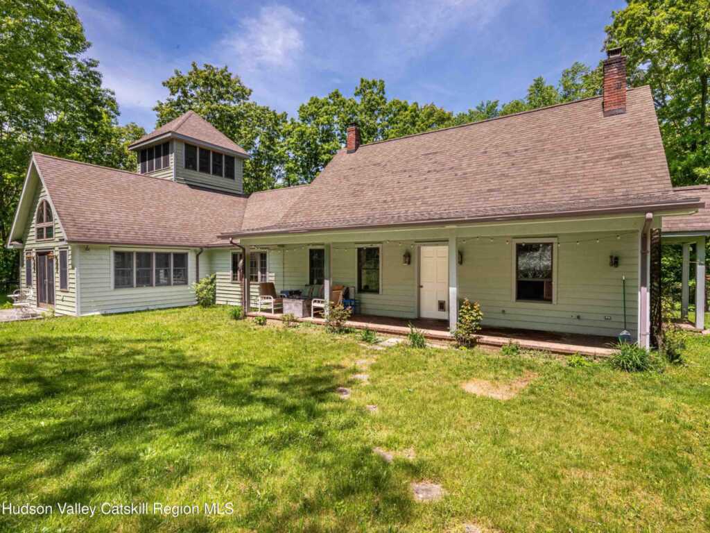 74 Hilltop Road, Rhinebeck, NY 12572 - Photo 12 of 45