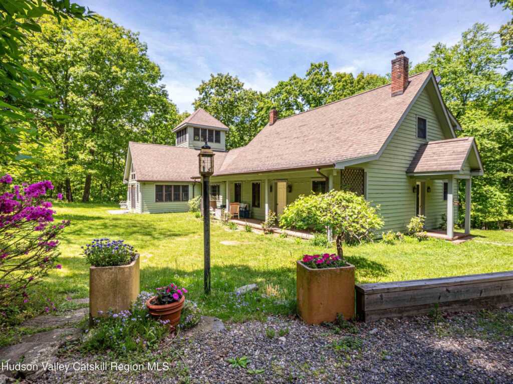 74 Hilltop Road, Rhinebeck, NY 12572 - Photo 13 of 45