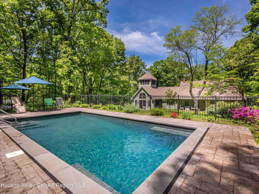 74 Hilltop Road, Rhinebeck, NY 12572 - Photo 2 of 45