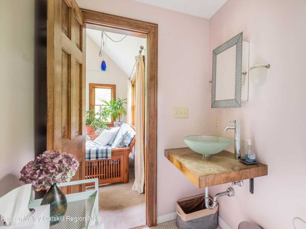 74 Hilltop Road, Rhinebeck, NY 12572 - Photo 25 of 45