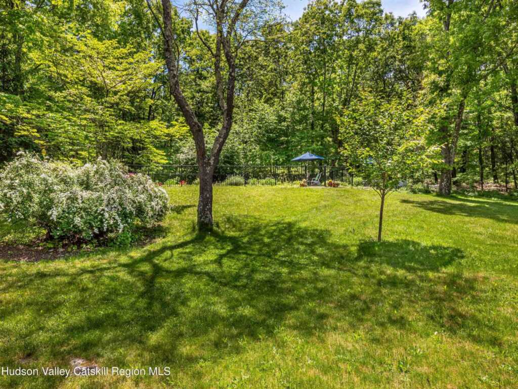 74 Hilltop Road, Rhinebeck, NY 12572 - Photo 41 of 45