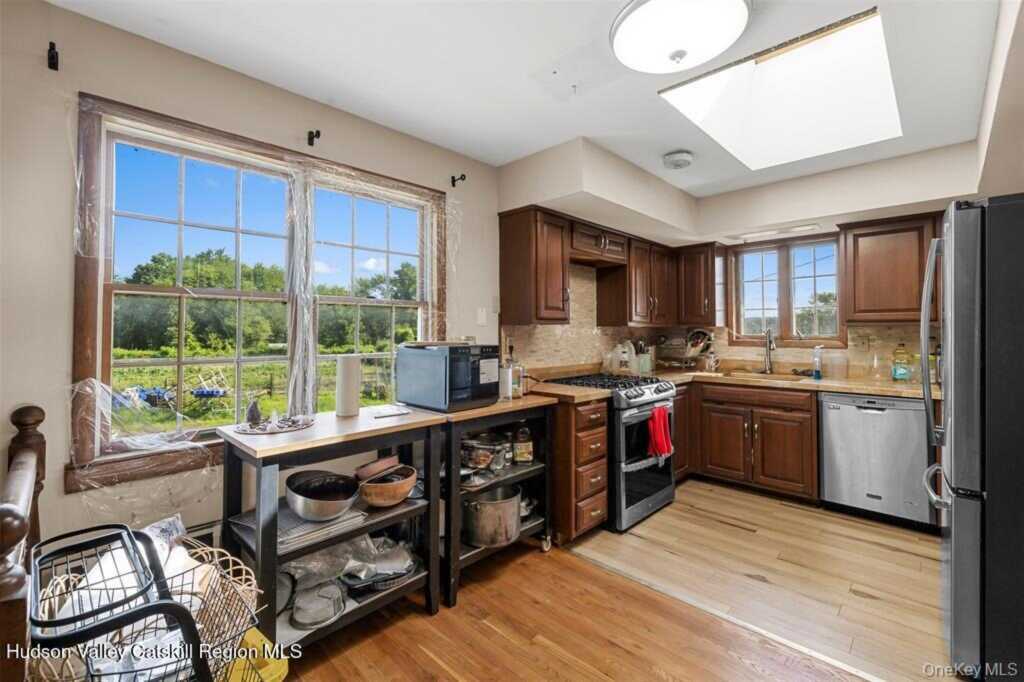 332 Springtown Road, New Paltz, NY 12561 - Photo 13 of 19