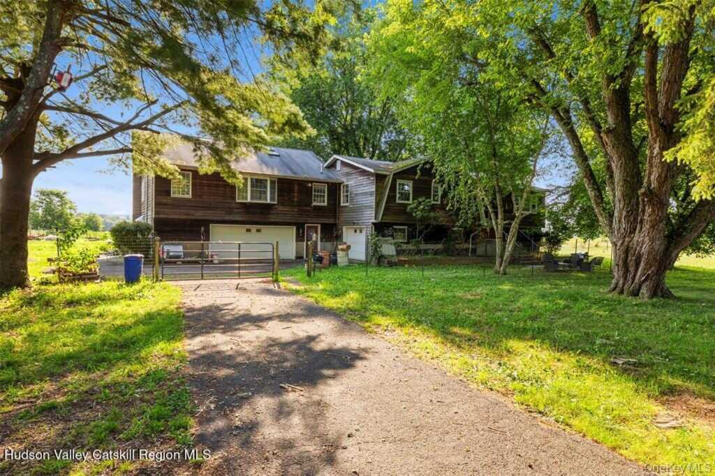 332 Springtown Road, New Paltz, NY 12561 - Photo 3 of 19