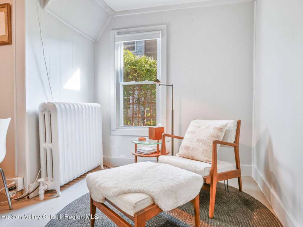 26 Russell Street, Saugerties, NY 12477 - Photo 11 of 50